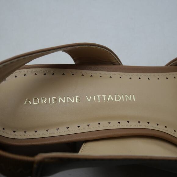 NEW Adrienne Vittadini Women's 8 Adino Slingback Sandal Tan Brown - Picture 9 of 10